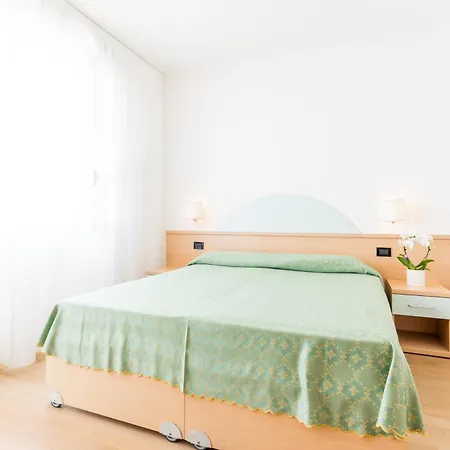 Otel Europa 3*